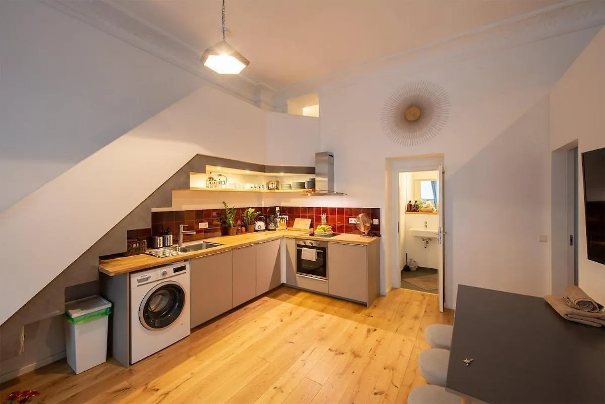 Urban Studio In Friedrichshain-Kreuzberg Berlim