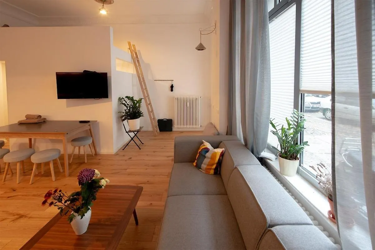Urban Studio In Friedrichshain-Kreuzberg Berlim Apartamento