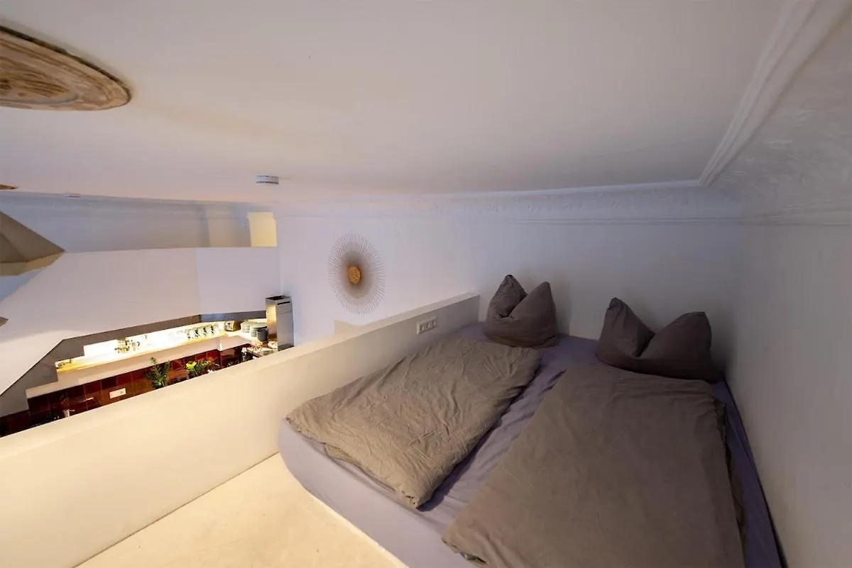 Urban Studio In Friedrichshain-Kreuzberg Berlin Apartment